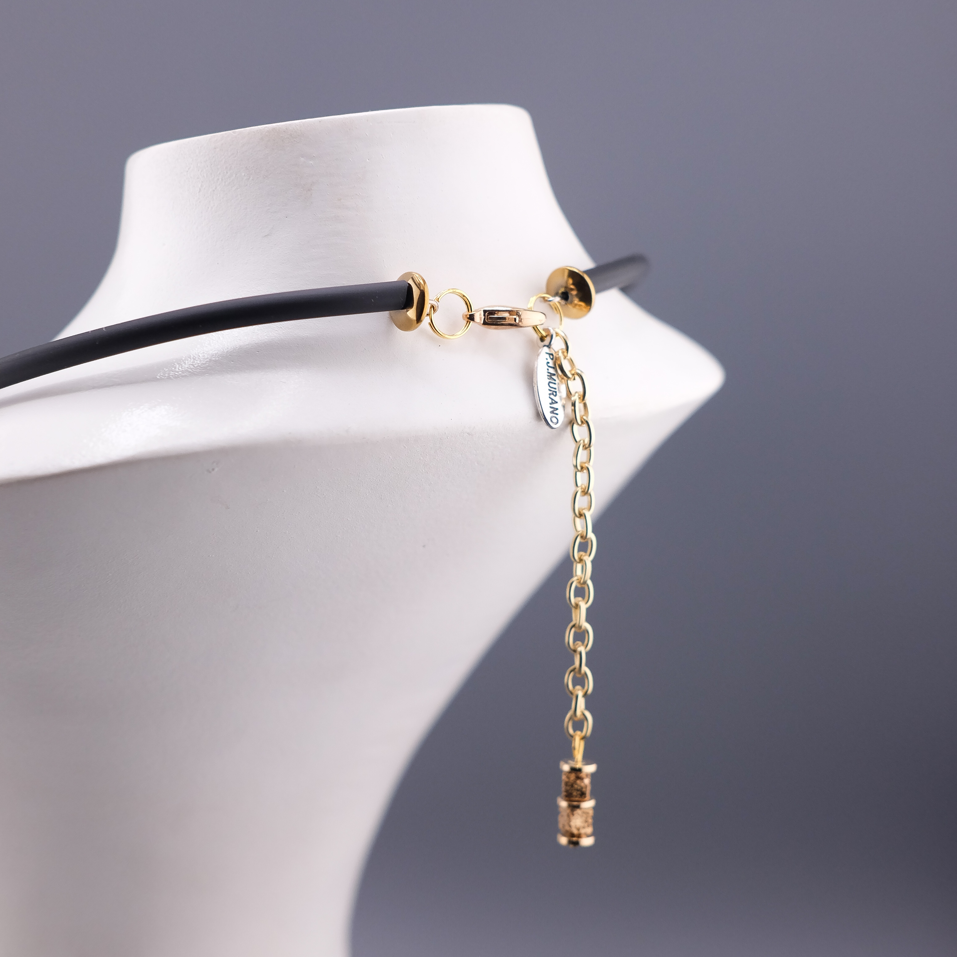 Колье "Антуриум"