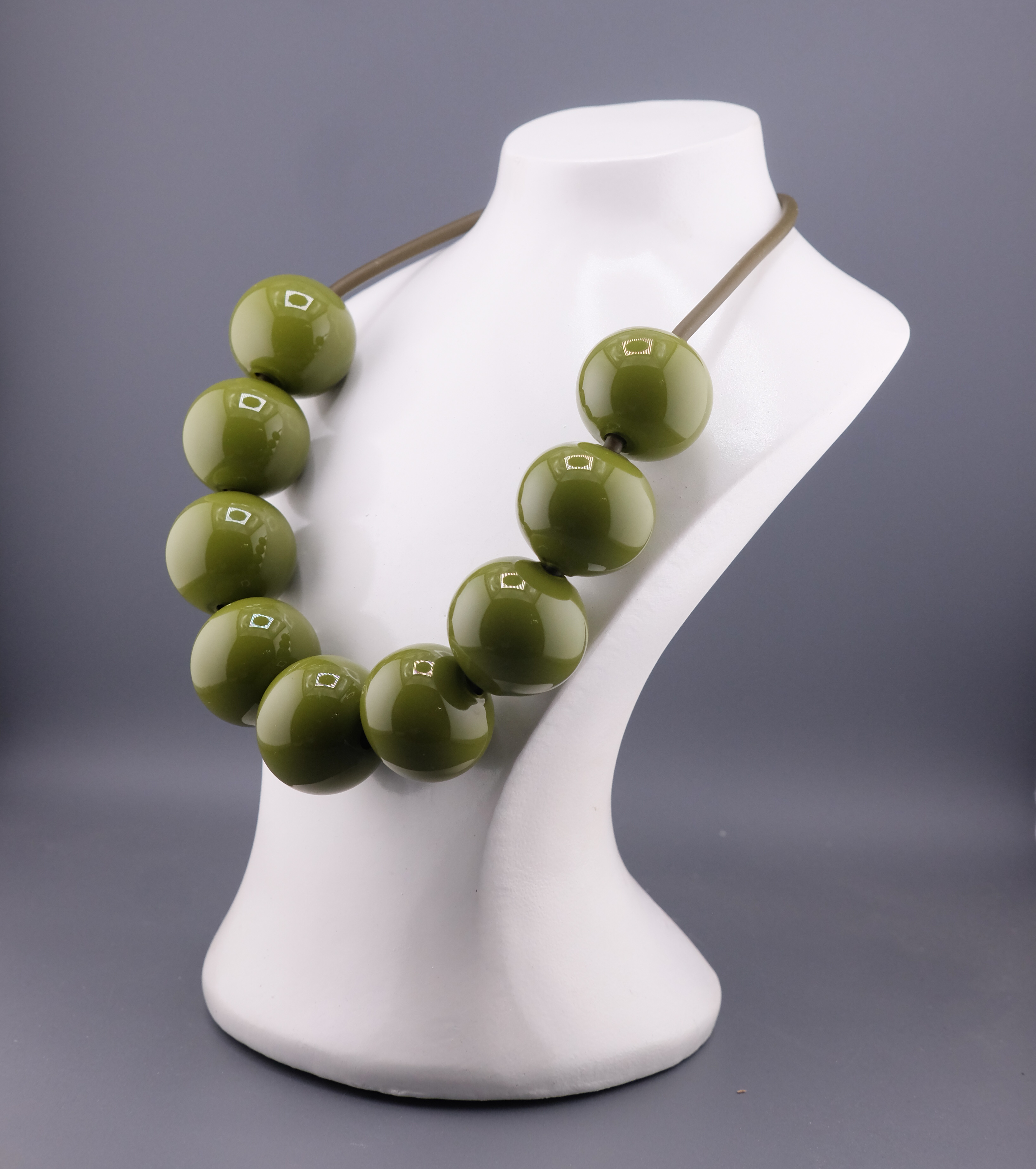 Бусы Шары Олива