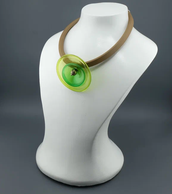 Колье "Choker orhidea"