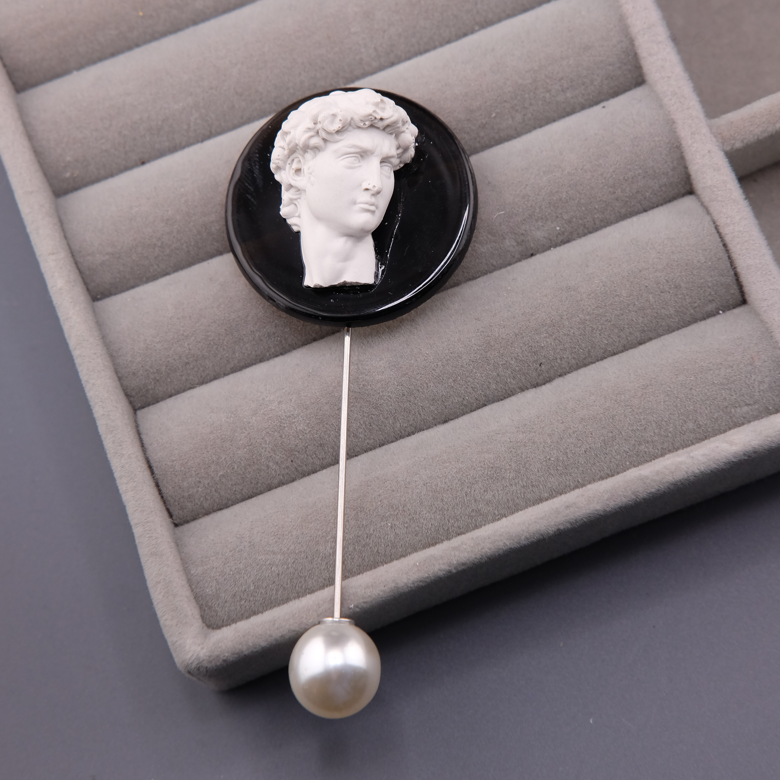 Брошь Ренессанс Давид