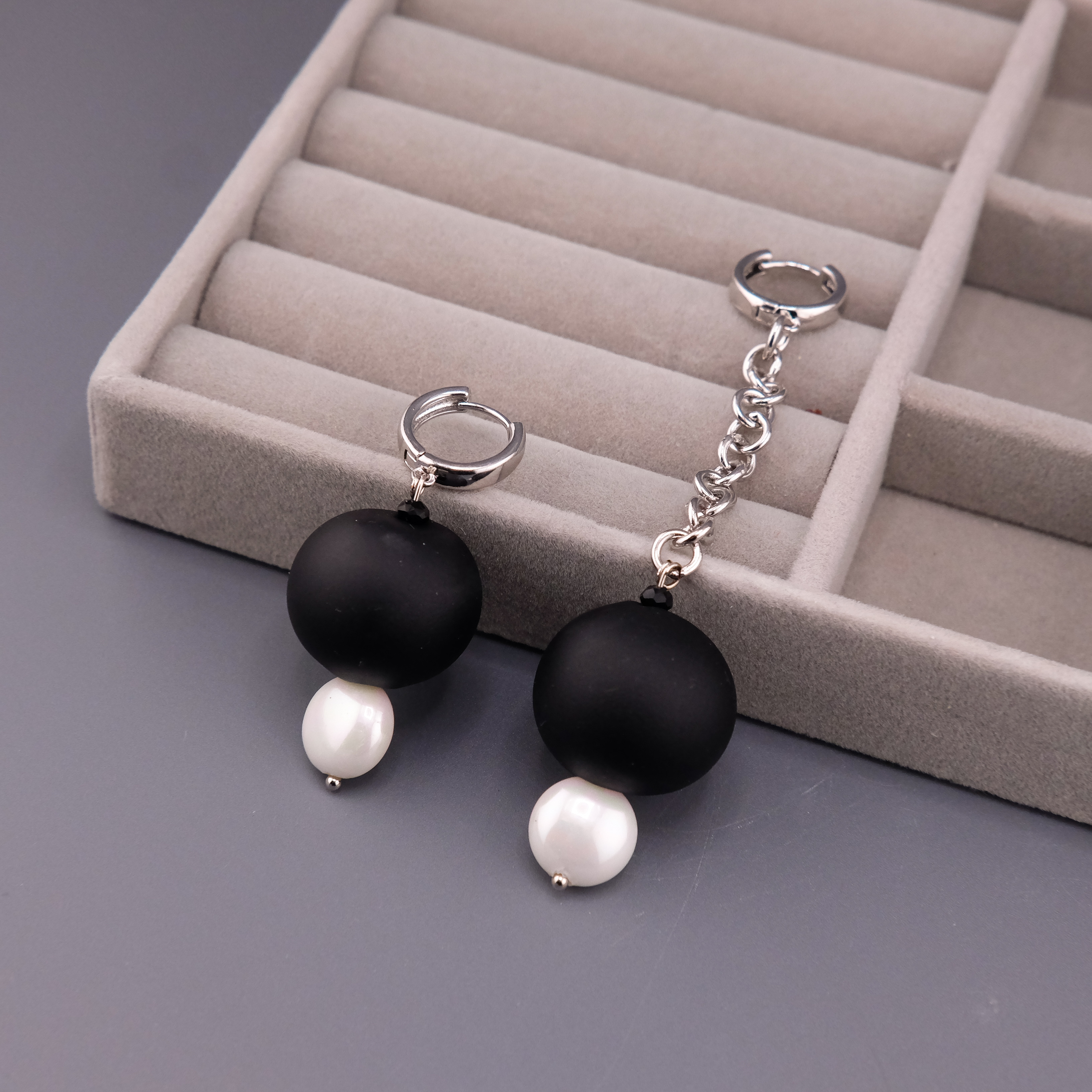 Серьги "Sfere Assimetrio"