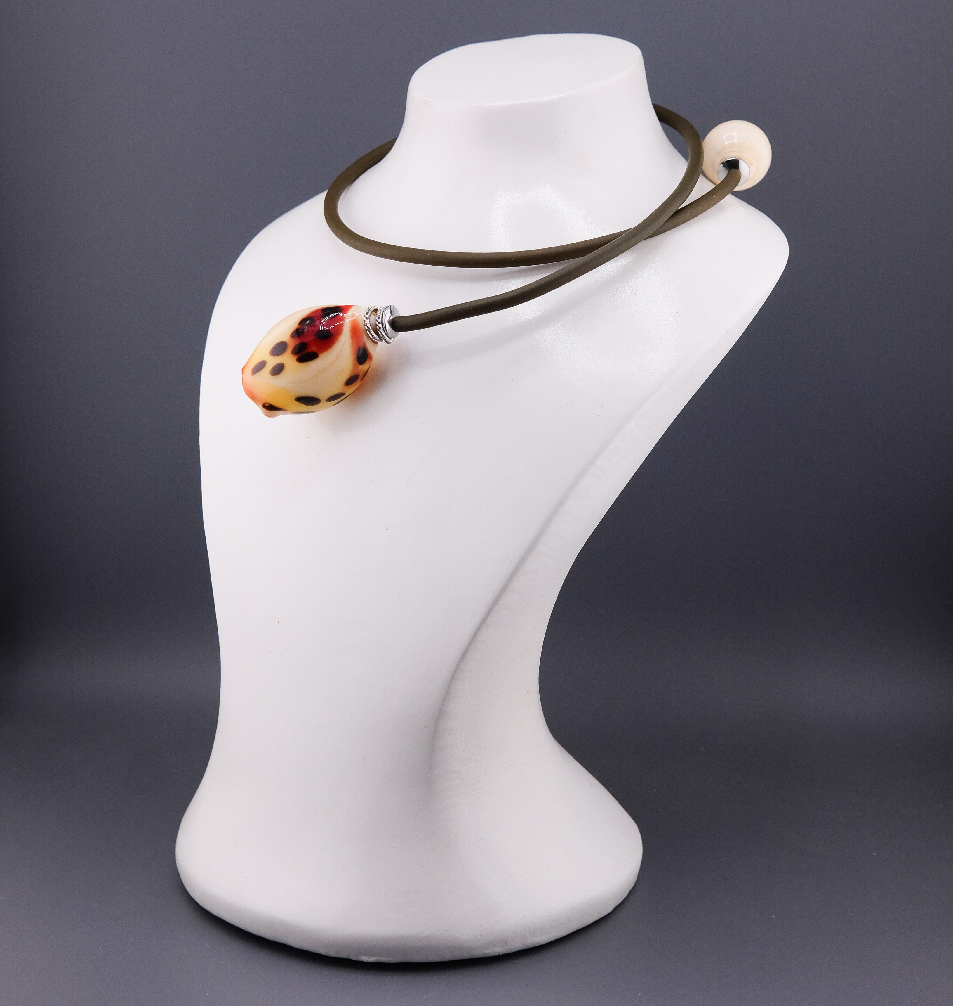 Чокер "Tulpan Leo"