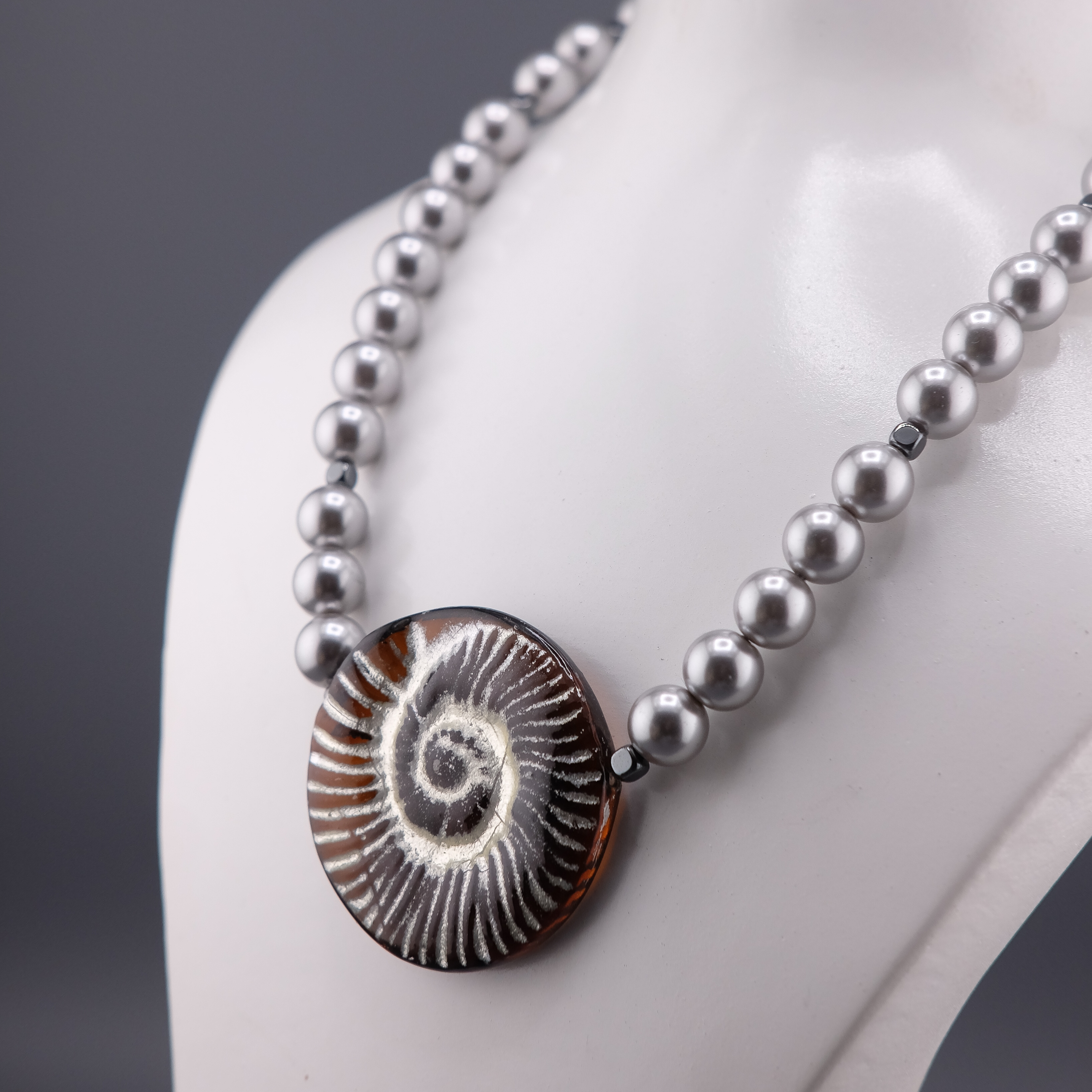 Колье "Ammonit brown"