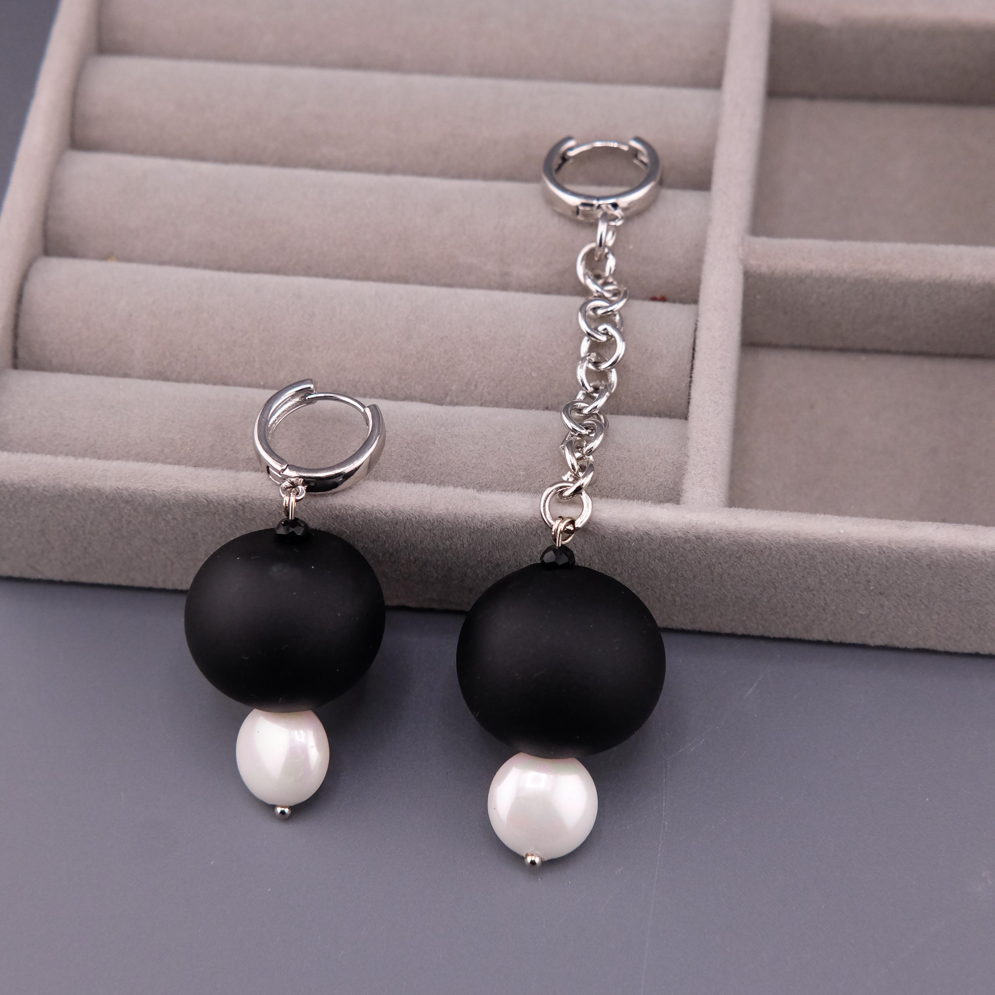 Серьги "Sfere Assimetrio"