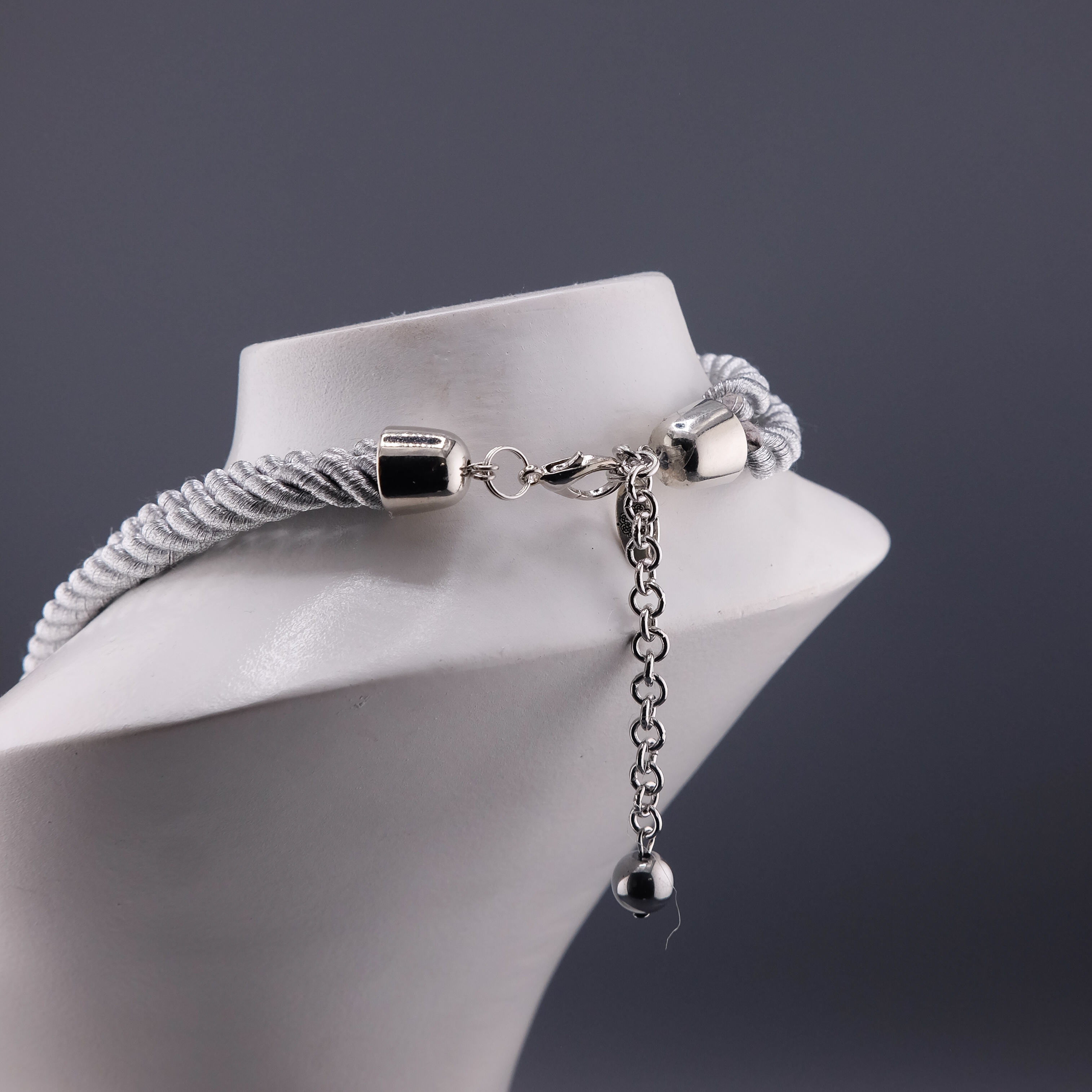 Кулон "Rakushka Yantar"