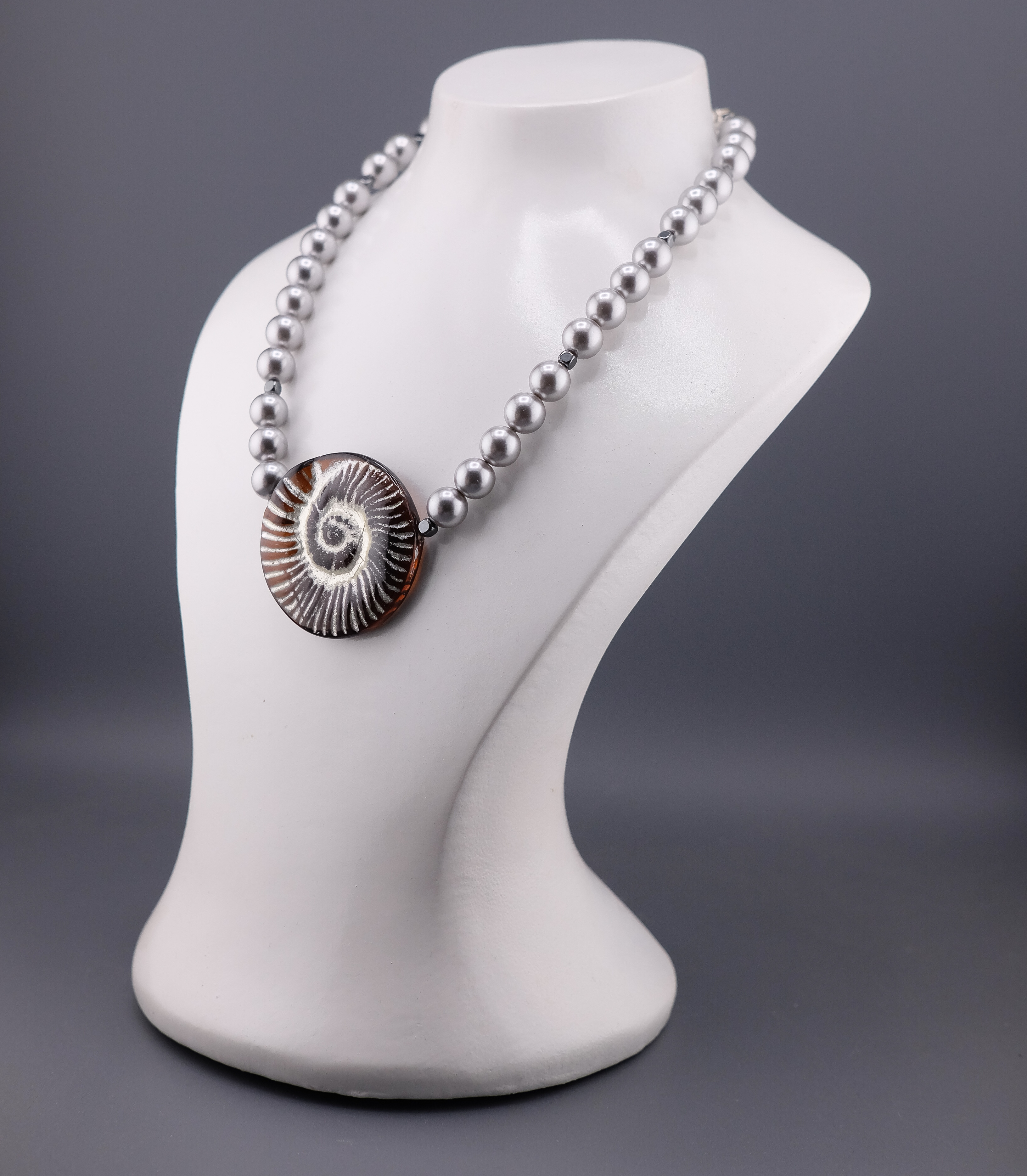 Колье "Ammonit brown"