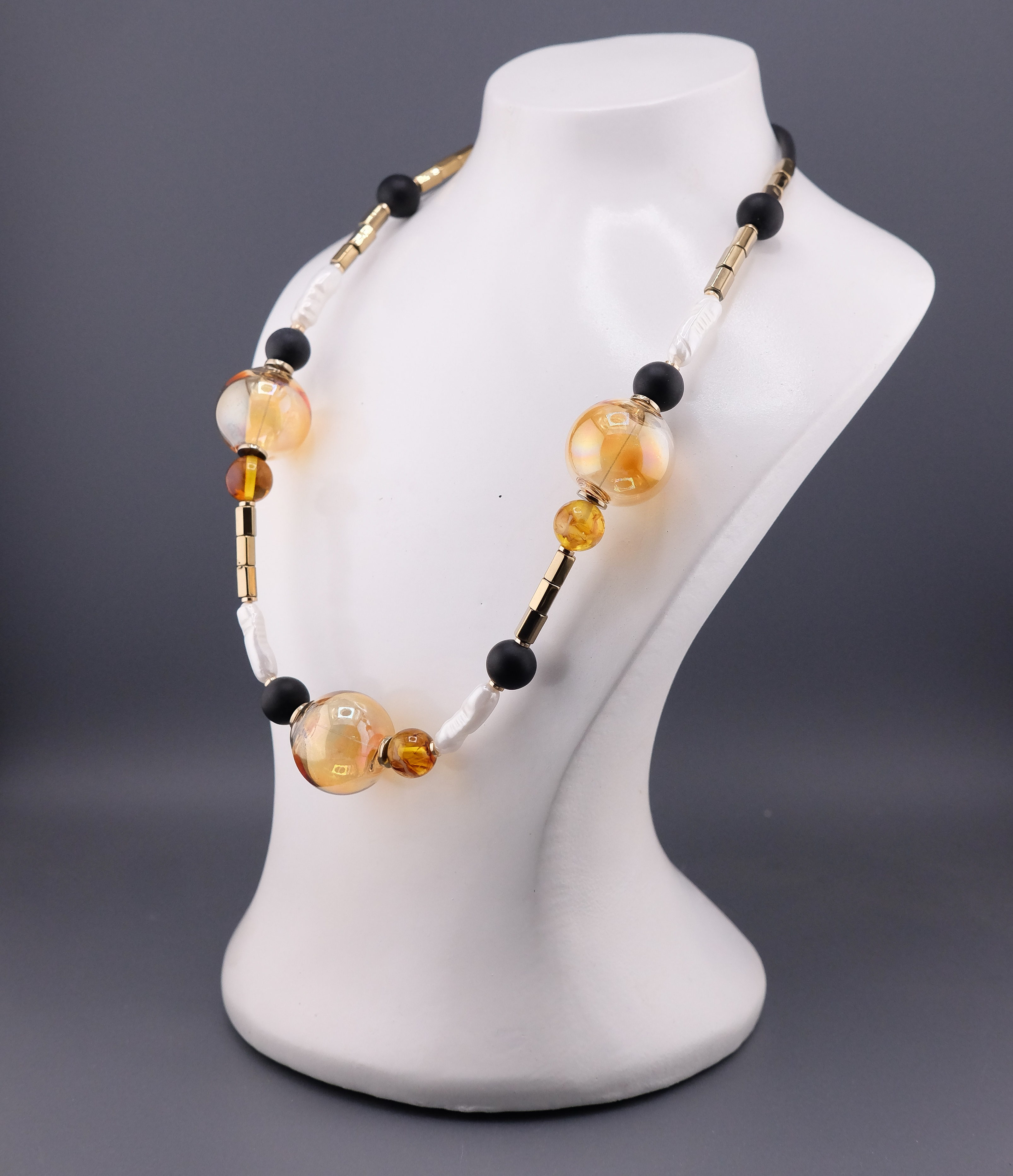 Колье Янтарь Шунгит