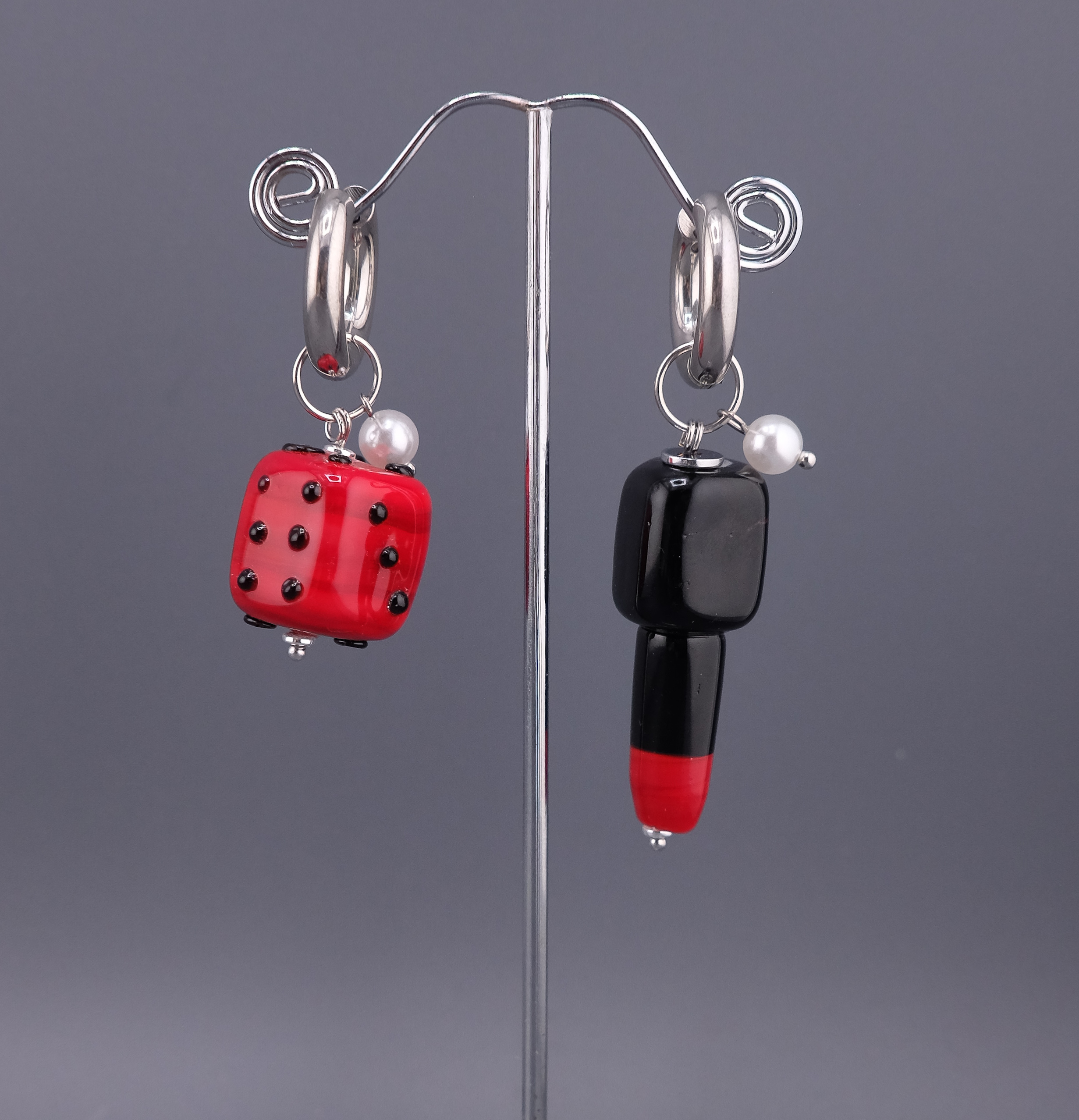 Серьги Помада